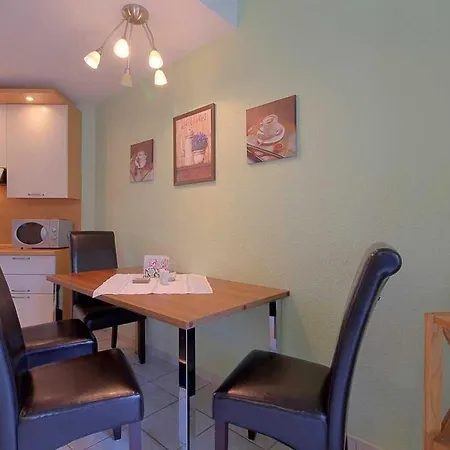 Holiday home Lt 33 Achteckhaus Manu Dorumer Neufeld